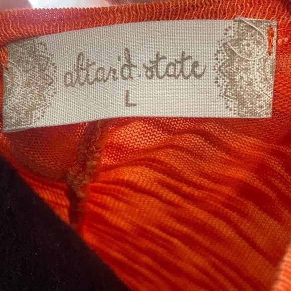 Altar’d State Orange Tiered Ruffle Top- size L - Picture 4 of 7